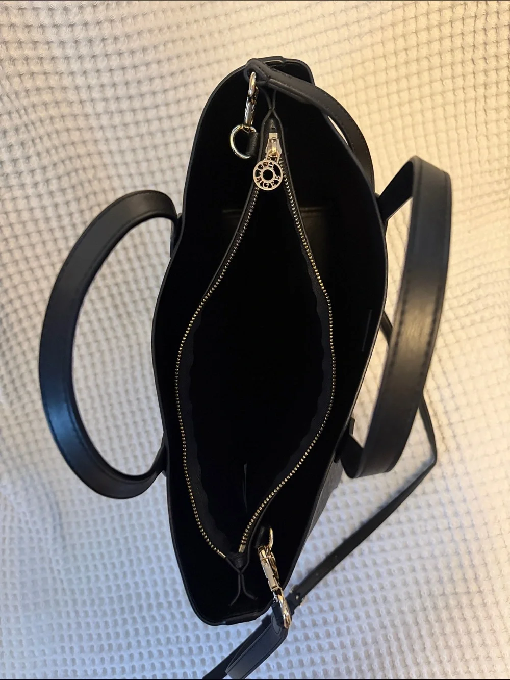 Tommy Hilfiger Black Embossed Leather Messenger Tote with Removable Strap